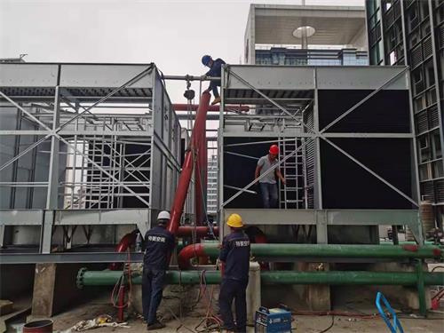工業(yè)冷卻塔底盤漏水的原因,冷卻塔底部漏水怎么處理維修